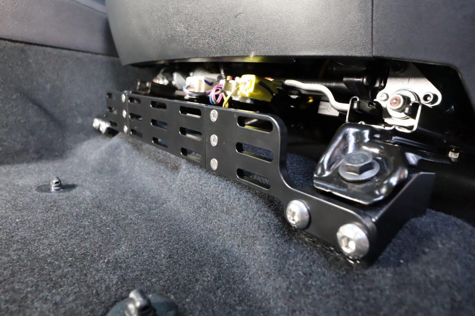 Desert Does It Seat Jackers & MultiMount Panel on 3rd Gen