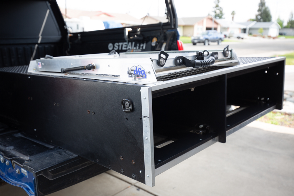 MobileStrong Drawer With DFG Fridge Slide