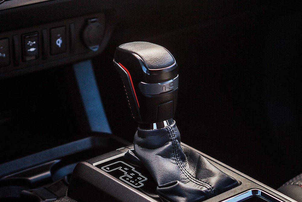 OEM TRD Shift Knob + 4WD Knob