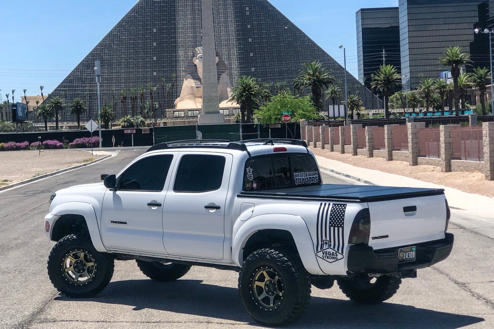 Super White 2nd Gen Tacoma with TravelPRO Tonneau Bed Cover