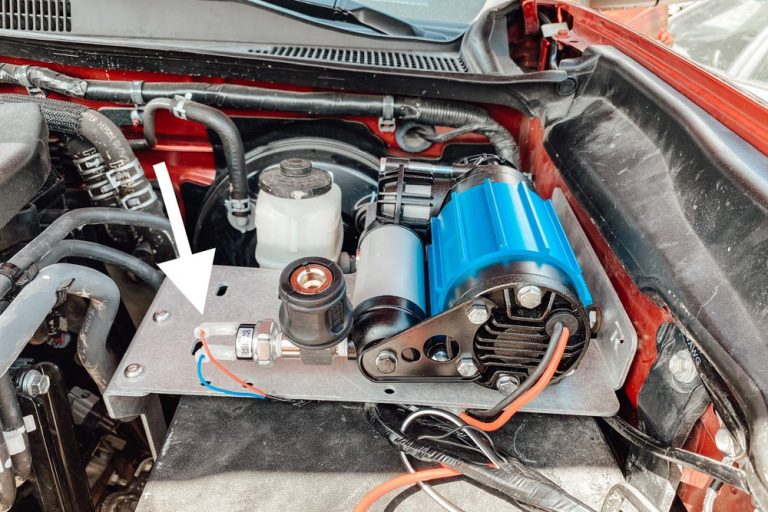 ARB OnBoard Air Compressor (Single) Install & Review 3rd Gen