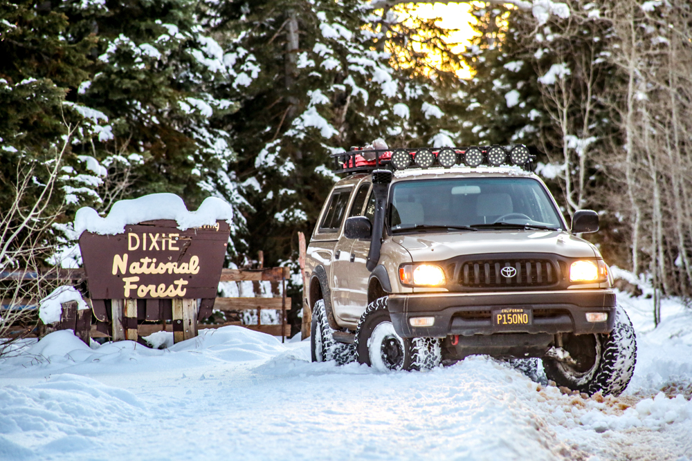 Snow Wheeling with a 1st Gen Toyota Tacoma