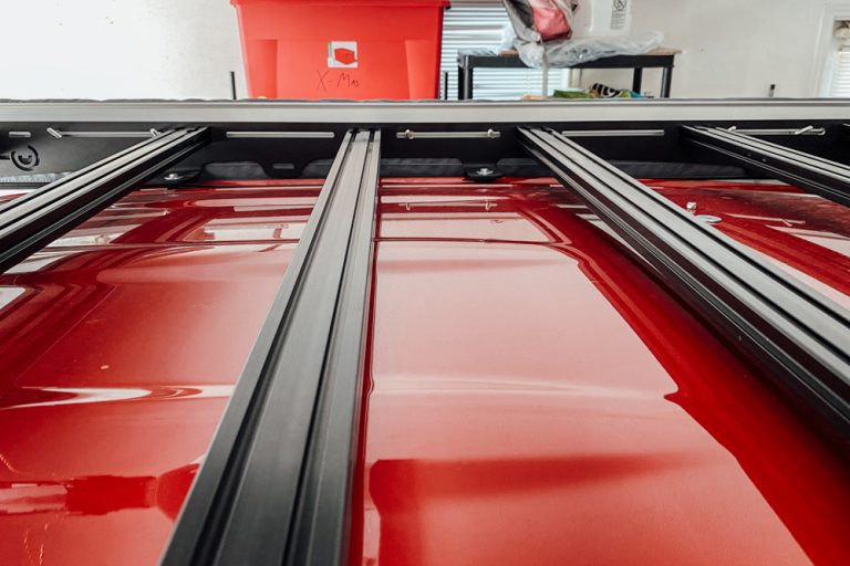 ARB Universal Retractable Awning Install on Prinsu Cab Rack