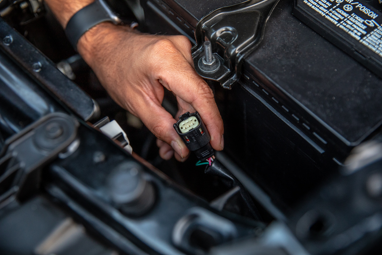 Headlight Harness Plug on 3rd Gen Toyota Tacoma