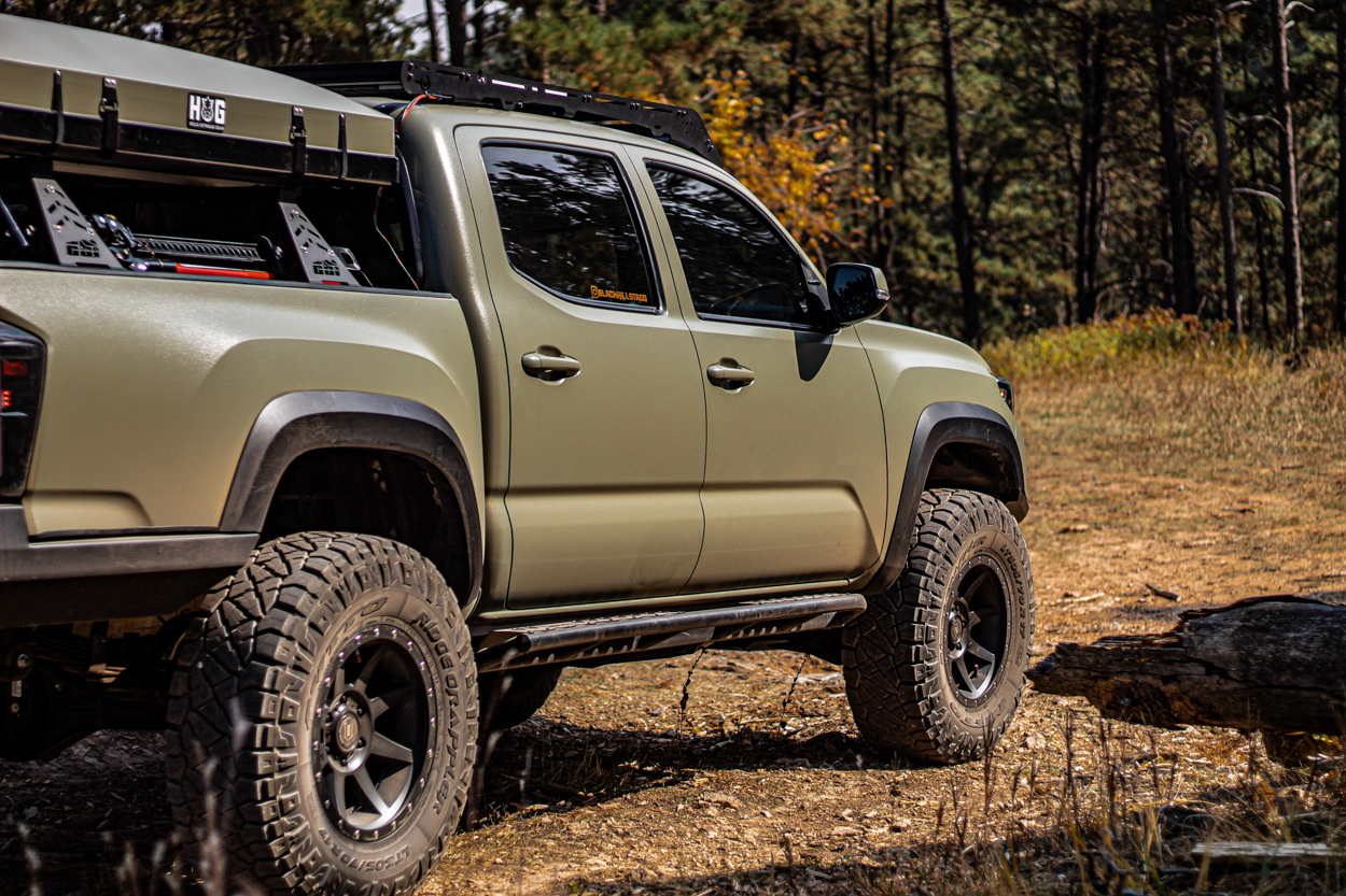 Nitto Tire Ridge Grapplers 305/70/17 Review on 3rd Gen Toyota Tacoma