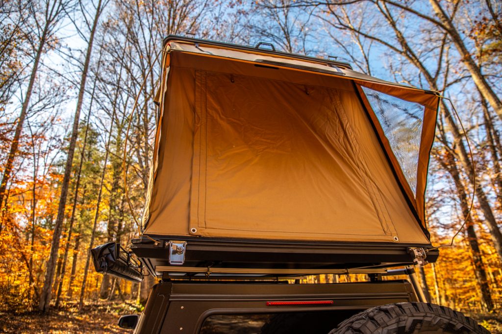 Rain Fly on AreaBFE Hardshell Rooftop Tent