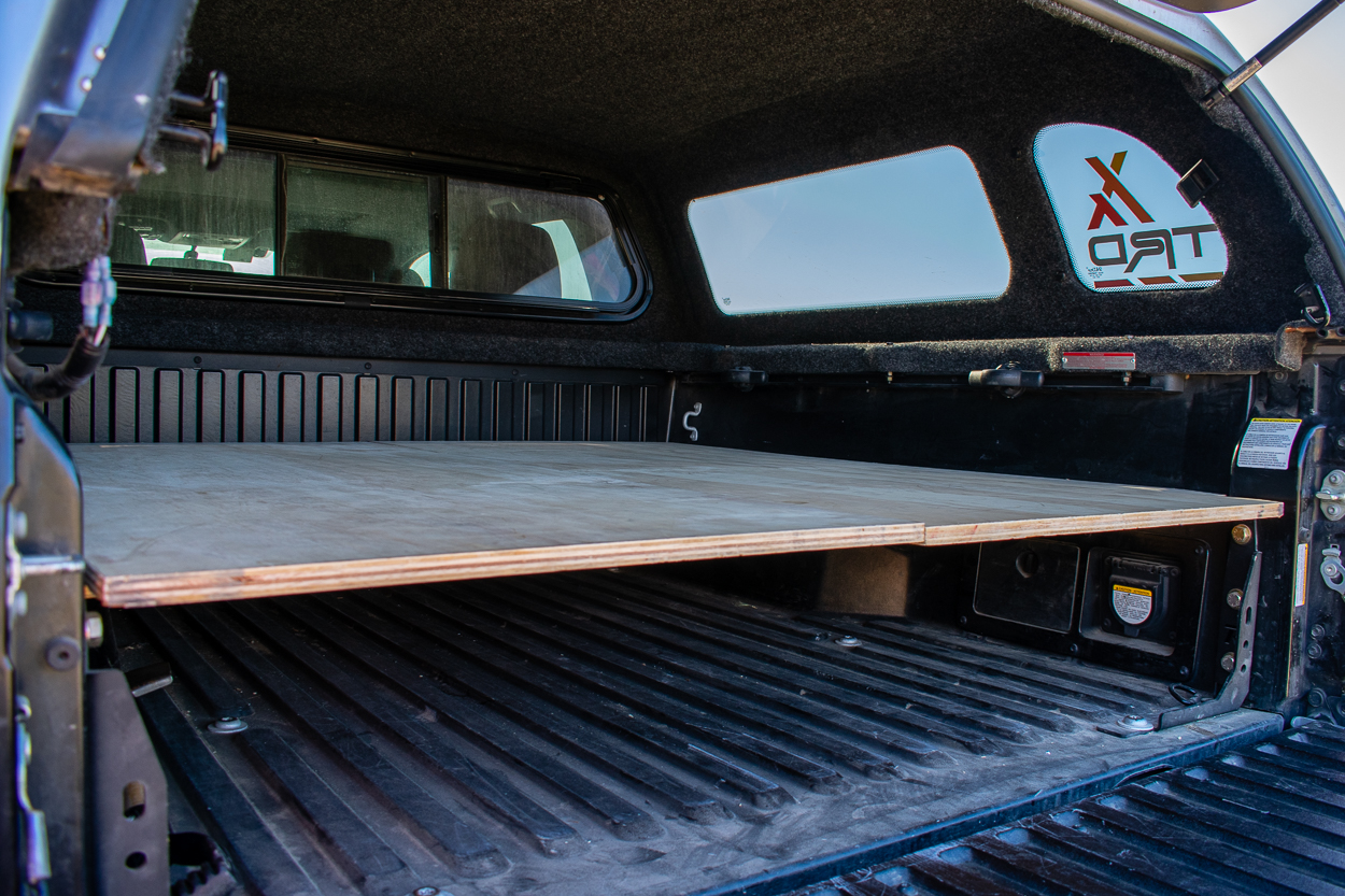 DIY minimalistische Truck Shell Bed Sleeping Platform