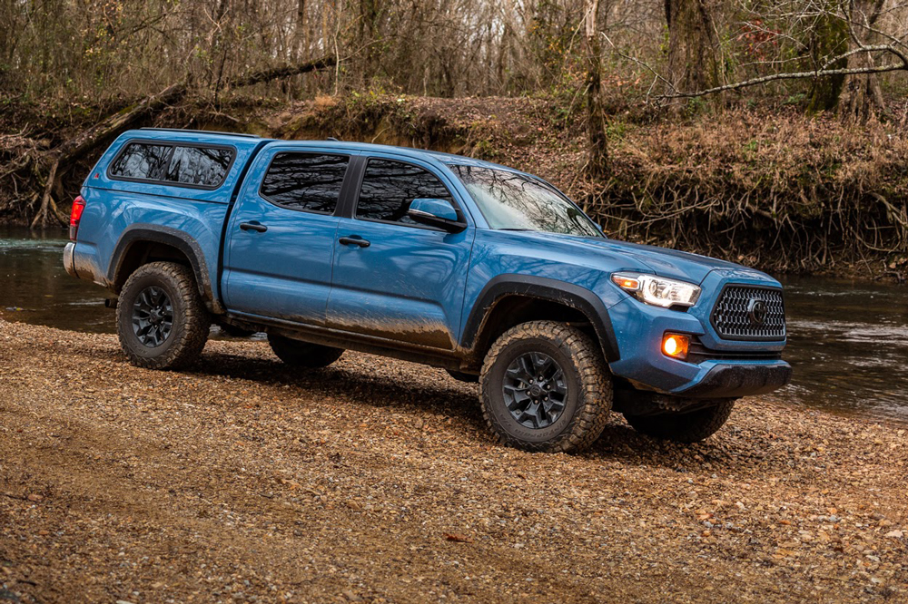 LEER 100R Camper Shell for 3rd Gen Tacoma - Full Overview