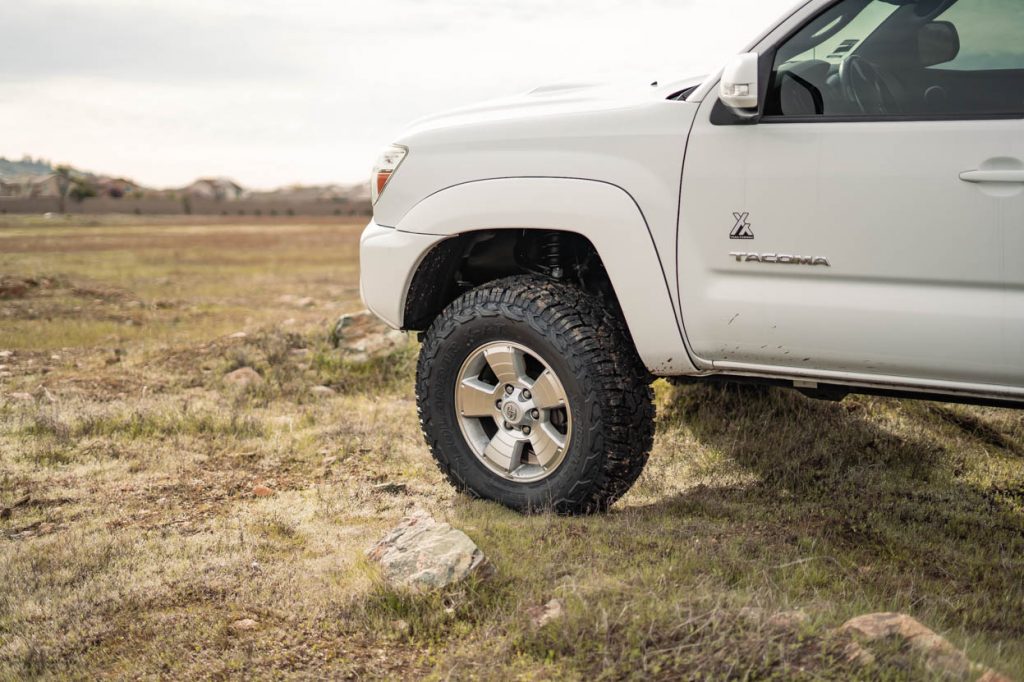 2nd Gen Tacoma 33s