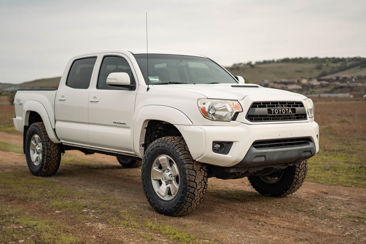 Upper Control Arms (UCAs) Rubbing on Tires After Lift Kit