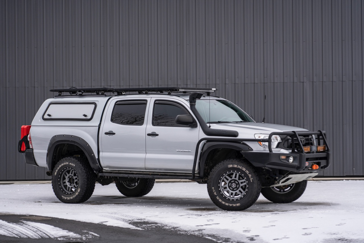 Eezi Awn Roof Rack on Double Cab 2nd Gen Tacoma with Bed Topper