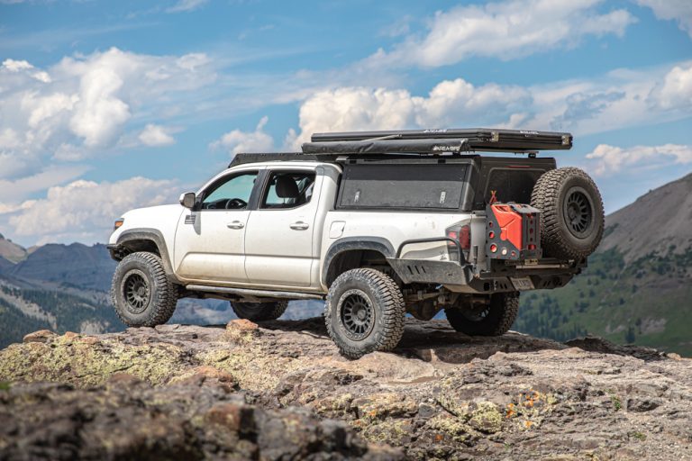 New & Improved Bolt-On DOM Rock Sliders from RRW - 3rd Gen Tacoma