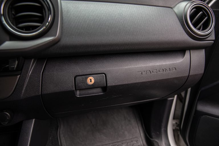 StepByStep Guide Replacing the Cabin Air Filter on 3rd Gen