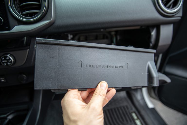 StepByStep Guide Replacing the Cabin Air Filter on 3rd Gen