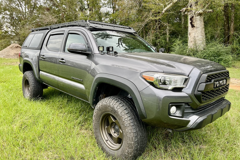 3rd Gen Toyota Tacoma with Prinsu Roof Rack, Stealth Custom Series F5 Wheels & LED Pod Lights with Ditch Light Brackets