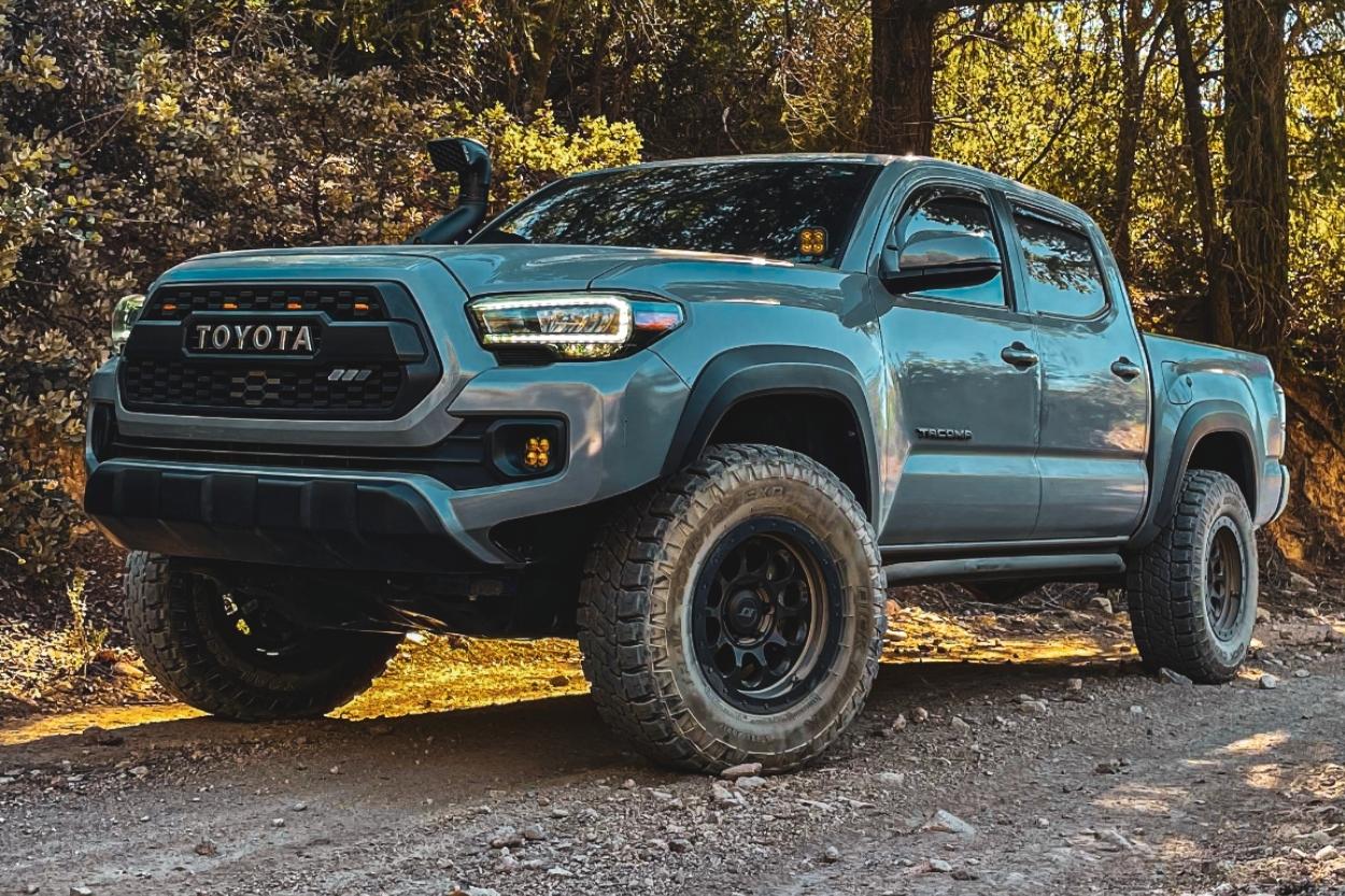 Cement 3rd Gen Tacoma with TRD Pro Grille, Raptor Lights & Dobinson's Snorkel