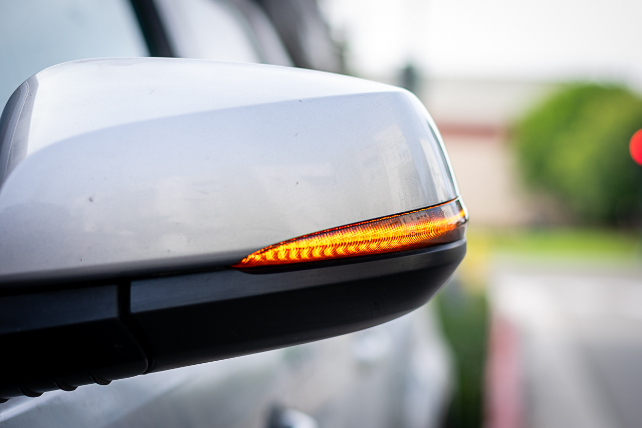 Sequential Side Mirror Turn Signal