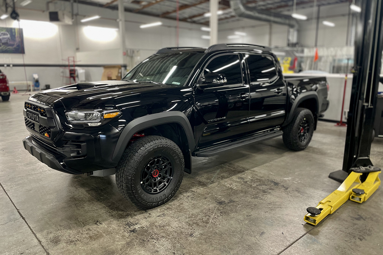 Midnight Black Metallic 2022 TRD Pro 3rd Gen Toyota Tacoma