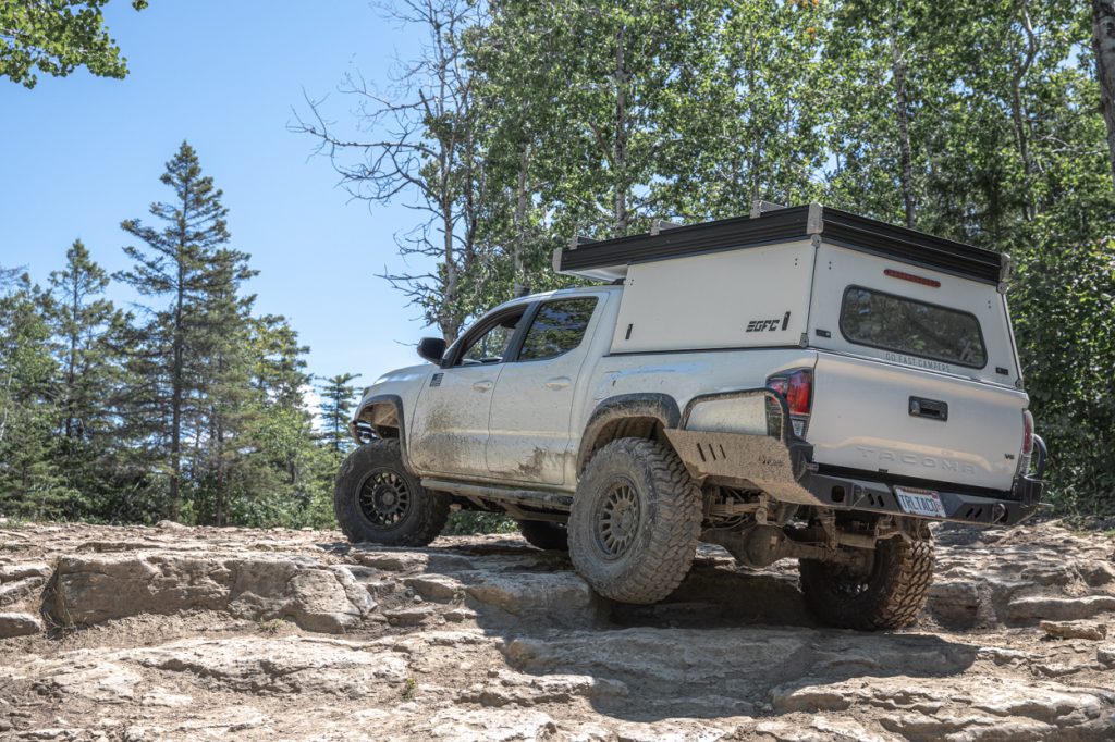 Super White 3rd Gen Tacoma With White GFC & 315/70/17 Pro Comp Xtreme MT2 Tires