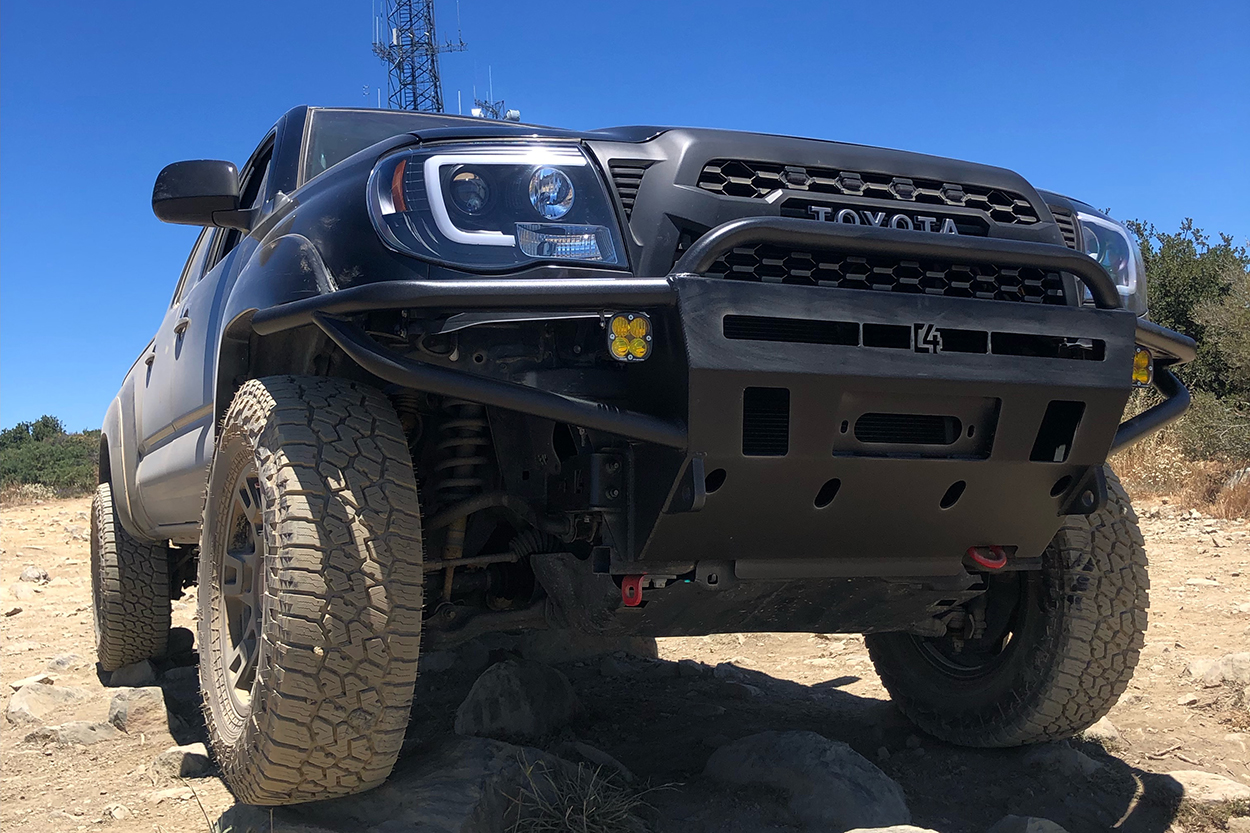 2nd Gen Tacoma w/ C4 Fabrication Hybrid Front Bumper Mid-Height Bull Bar