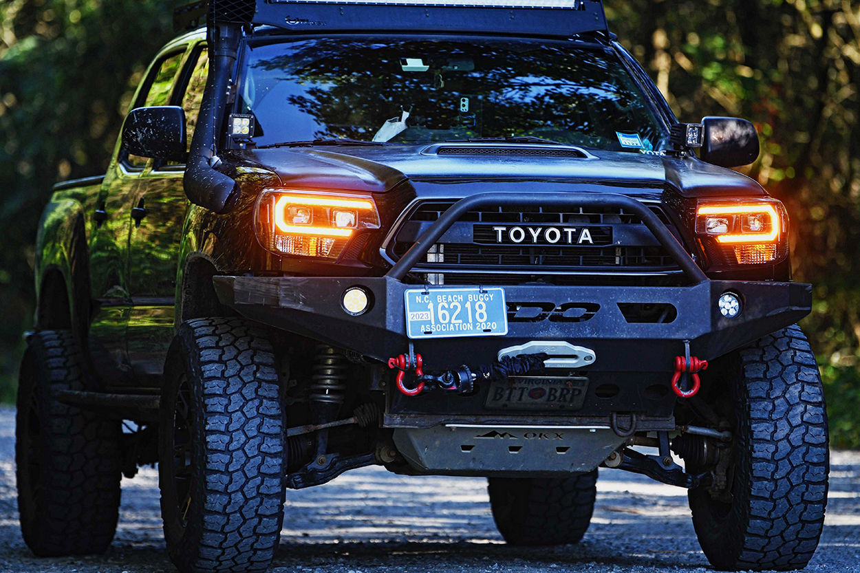 2nd Gen Tacoma w/ Demello Off-Road Single Hoop Steel Bumper, Amber DRL Morimoto Headlights