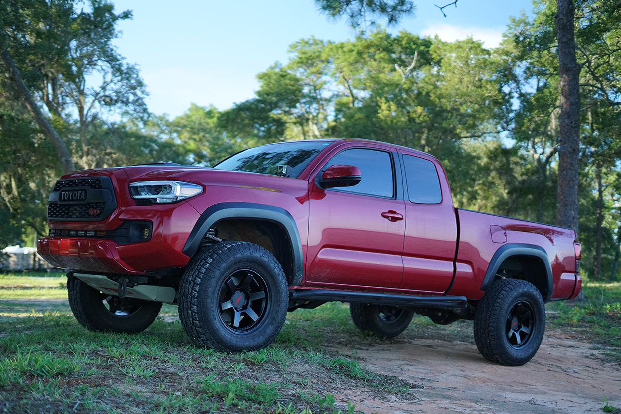 3rd Gen Tacoma w/ Diode Dynamics SS3 Pro Fog Lights & Level 8 Wheels