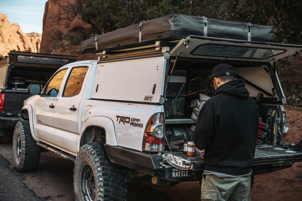 Toyota tacoma deals bed cap