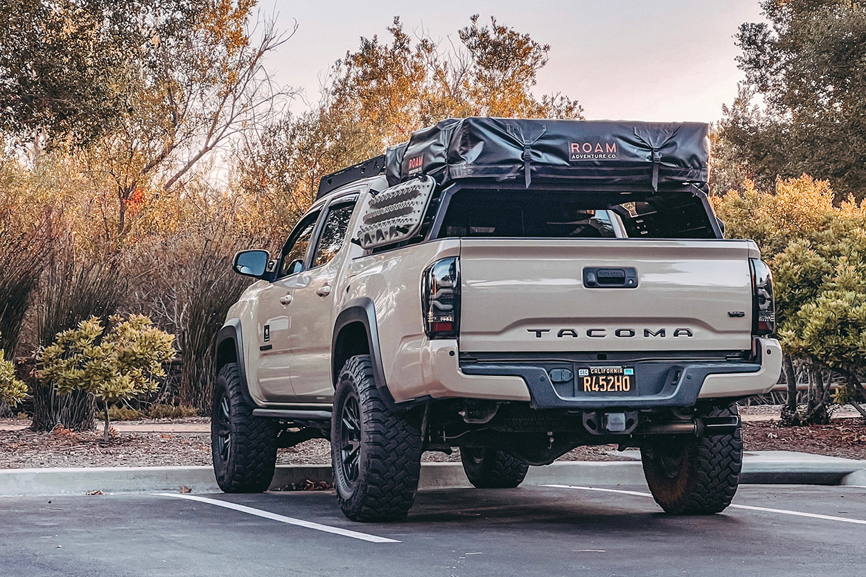 Quicksand 3rd Gen Tacoma With Sherpa Equipment Grant Teton Roof Rack & ROAM RTT