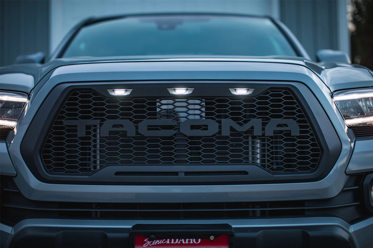 TacoVinyl Raptor Style Grille with Lights for 3rd Gen (2016+) Tacoma