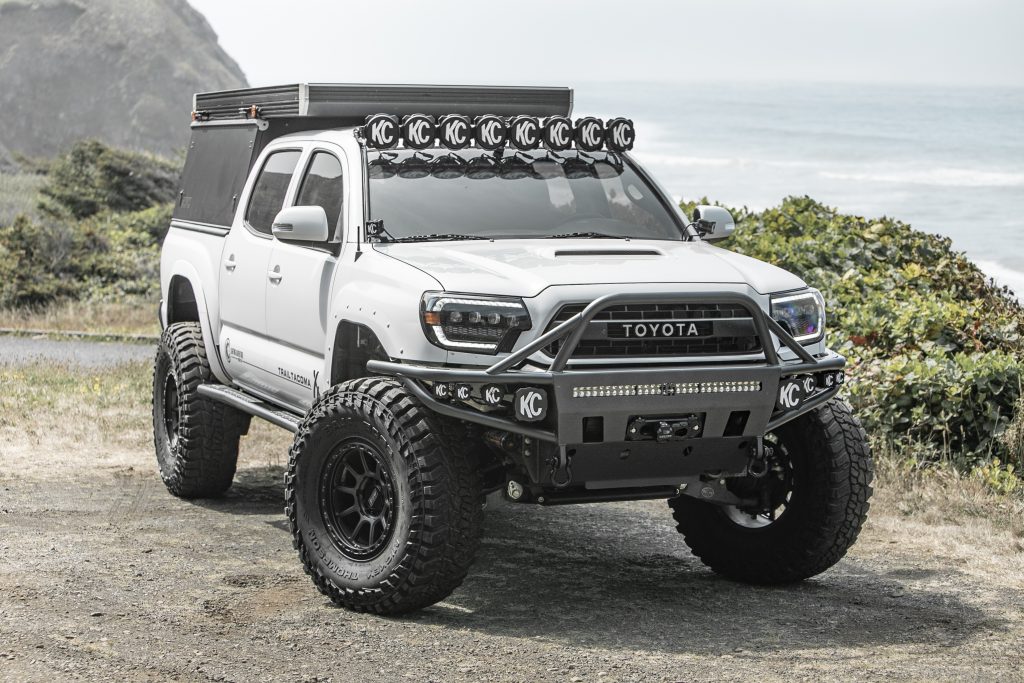 Relations Race Wheels (RR8) on Toyota Tacoma 