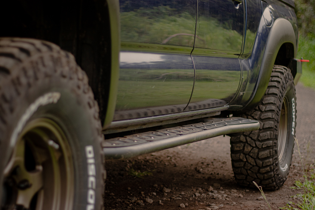 Cali Raised LED Rock Sliders For 2nd Gen Toyota Tacoma