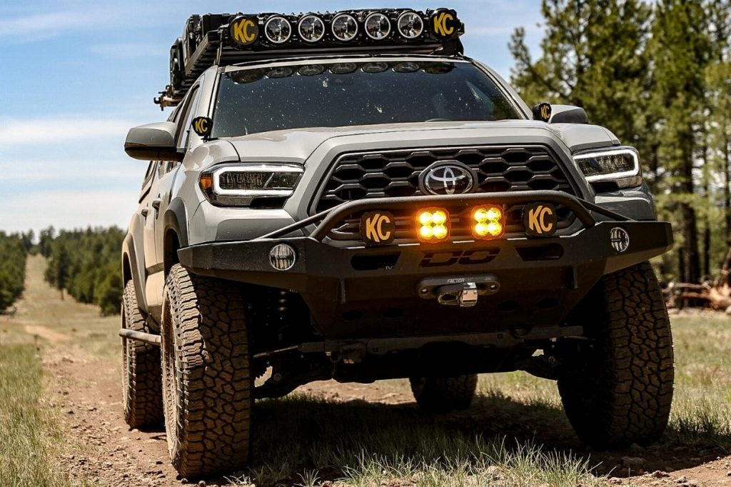 Taco Tuesday: Winch Setups For Tacoma - WARN VS. Smittybilt