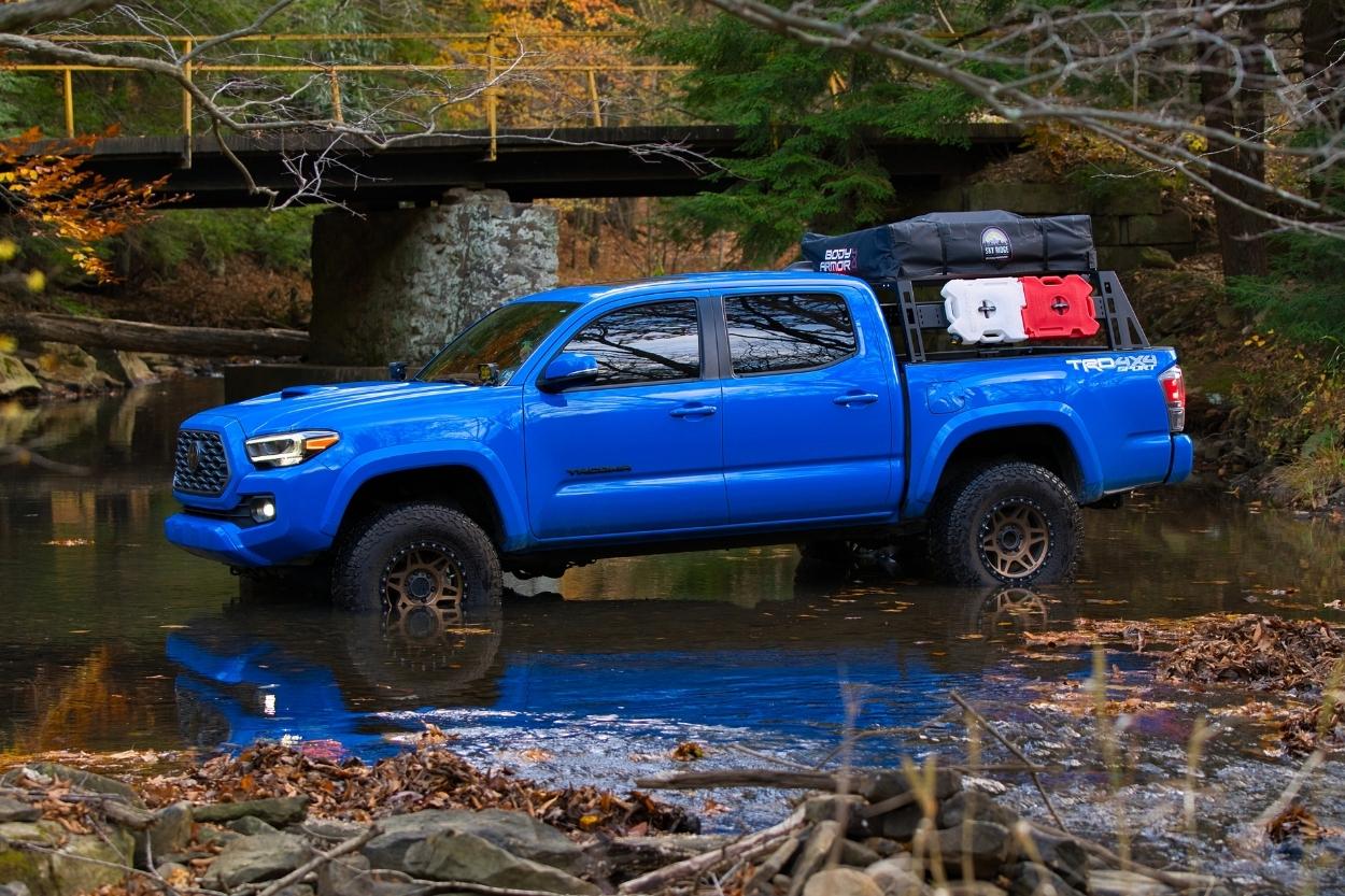 VooDoo Blue 3rd Gen Tacoma w/ Bed Rack & RTT