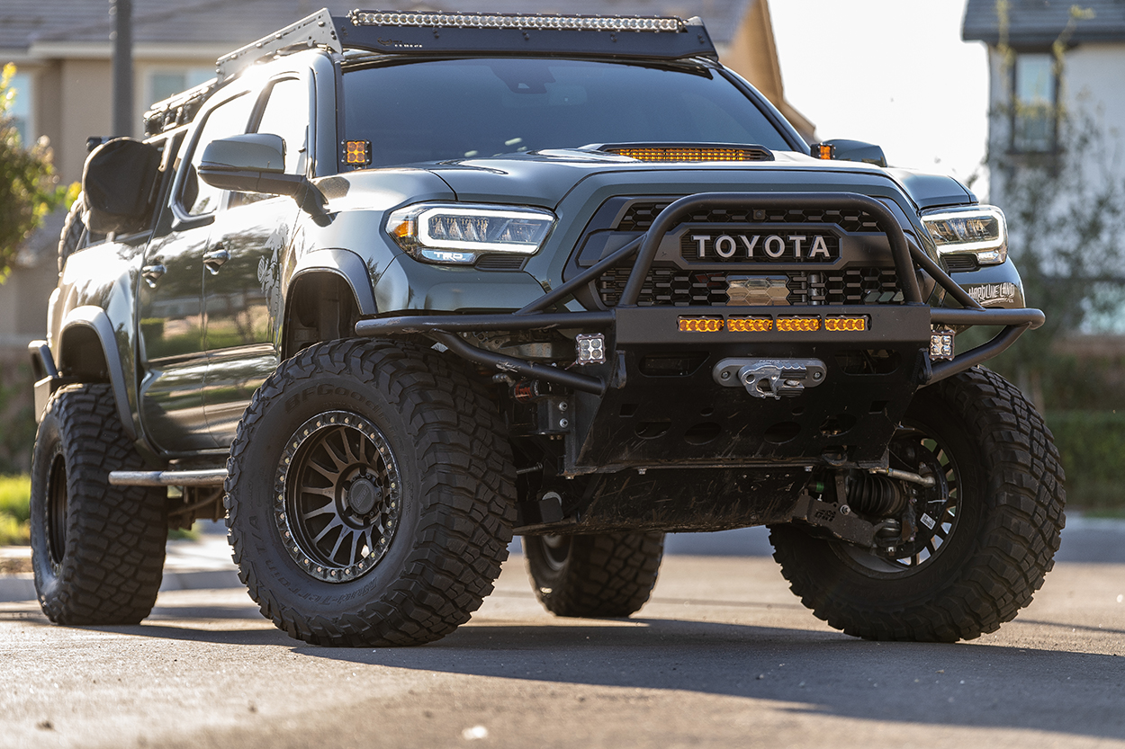 3rd Gen Tacoma with Relations Race Wheels & Prinsu Roof Rack