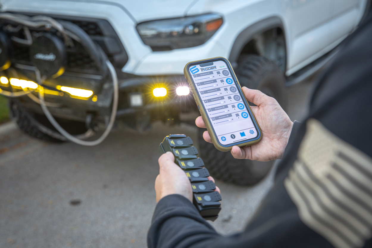 Trigger Controller Six Shooter Wireless Accessory Switch Panel