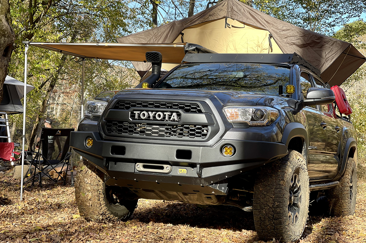 3rd Gen Tacoma with CVT Pioneer Series 55” Awning