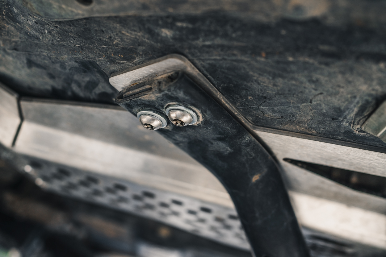 Removing Catalytic Converter Shield Bolts