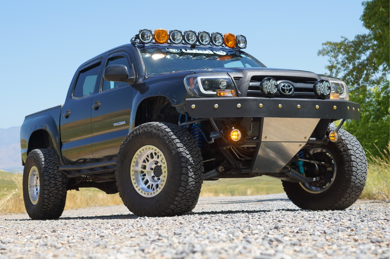 Dezert Toy Fabrication Type V Bumper (Stock Width) Aftermarket Front Bumper On Long Travel 2nd Gen Tacoma