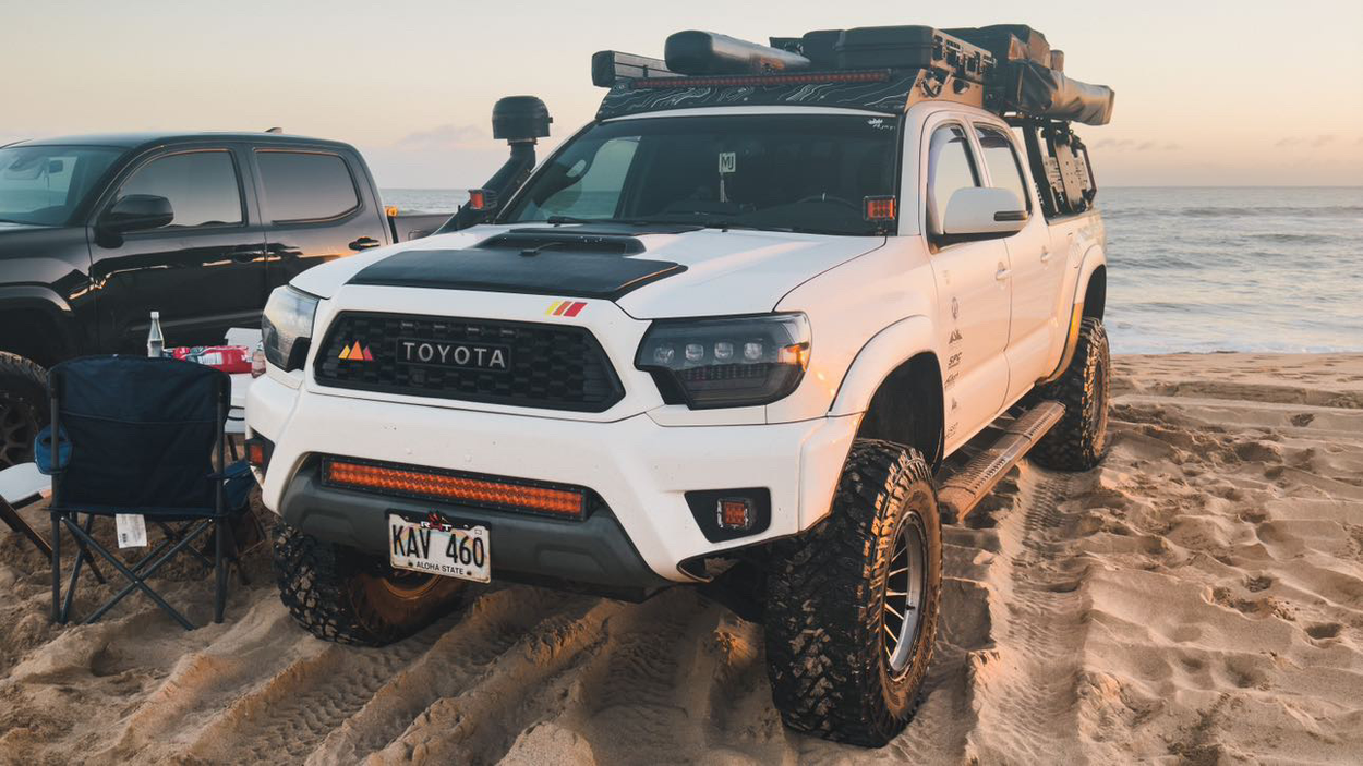 2nd Gen Tacoma w/ Dobinsons Snorkel & Snorkel Upgrade Head 