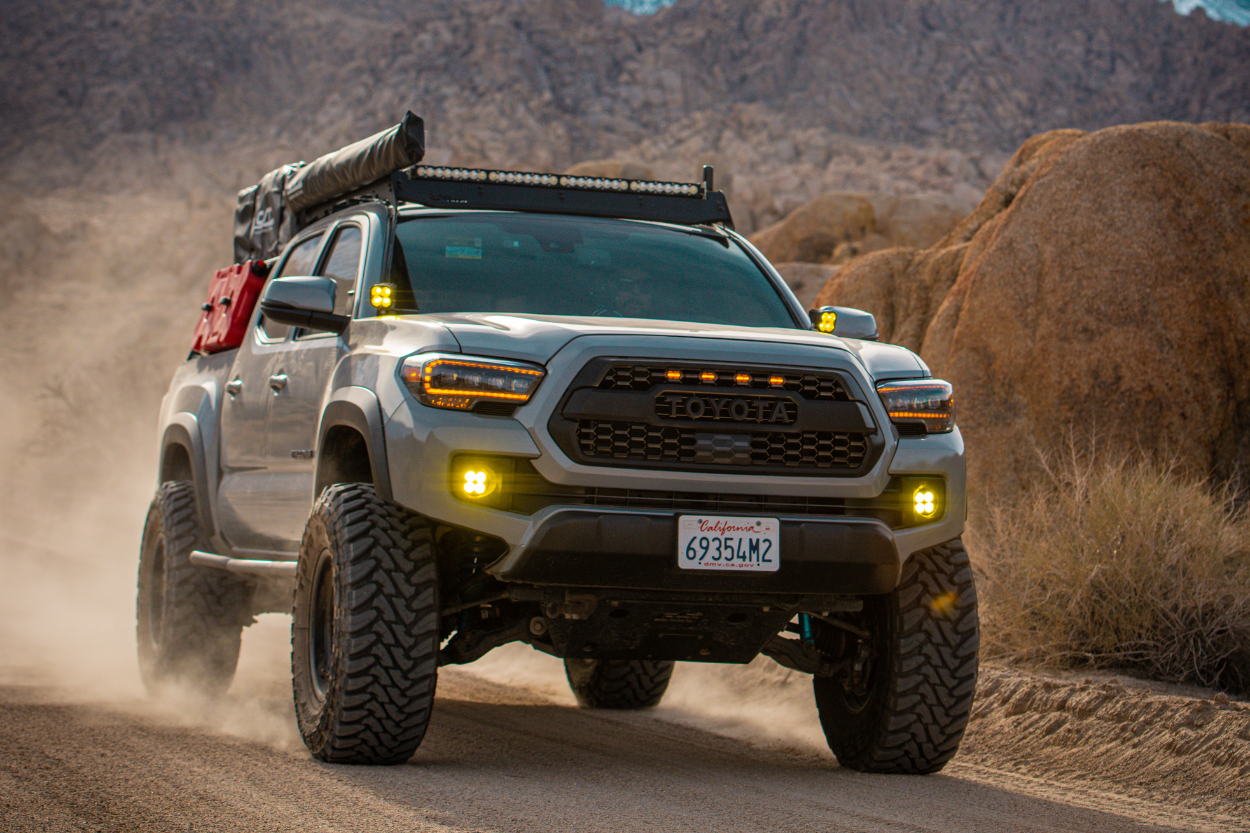 3rd Gen Silver Tacoma With Prinsu Roof Rack & High Clearance Viper Cut