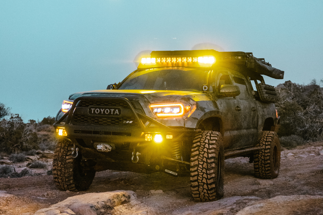 3rd Gen Tacoma with Diode Dynamics SS3 Pod Light Bar Mounted on Sherpa Roof Rack With C4 Fabrication Wide Body Hybrid Front Bumper