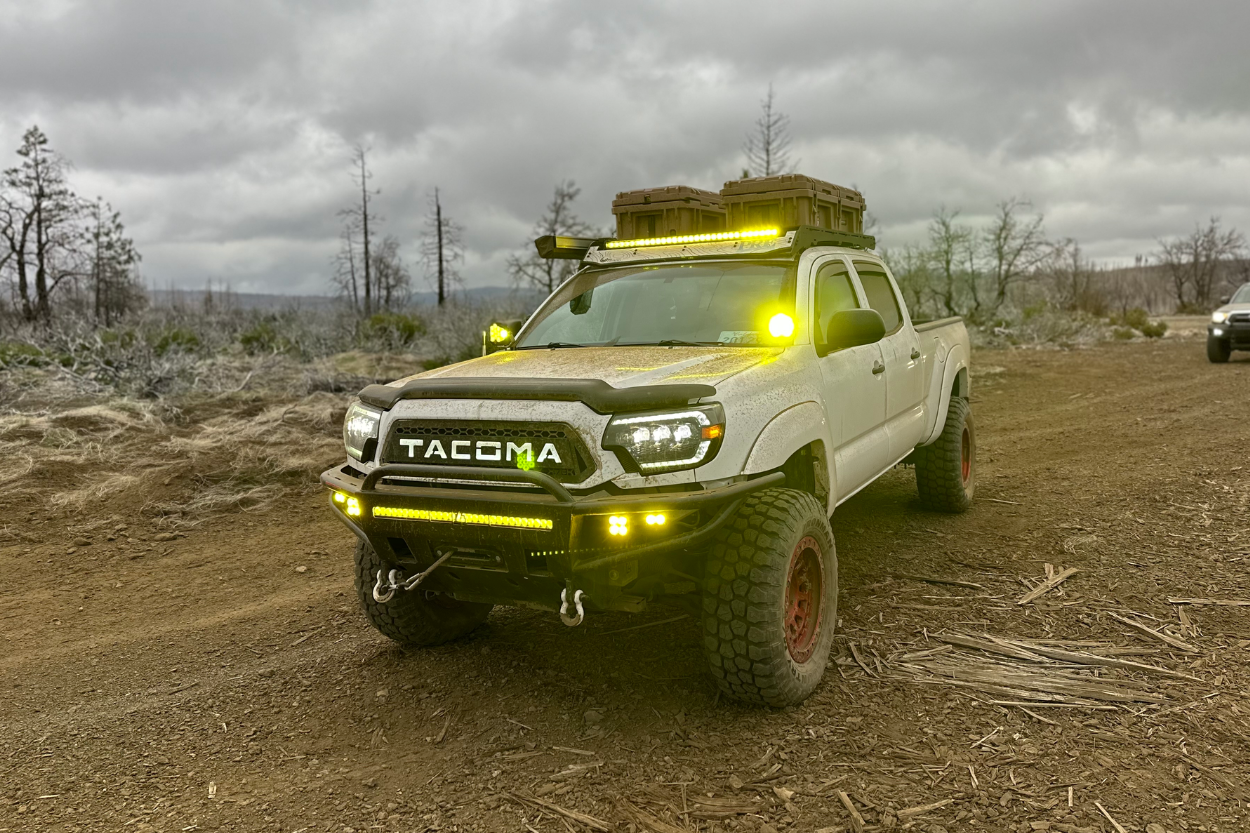 2nd Gen SR5 Tacoma Build With Amber LED Lights & C4 Fab Front Bumper