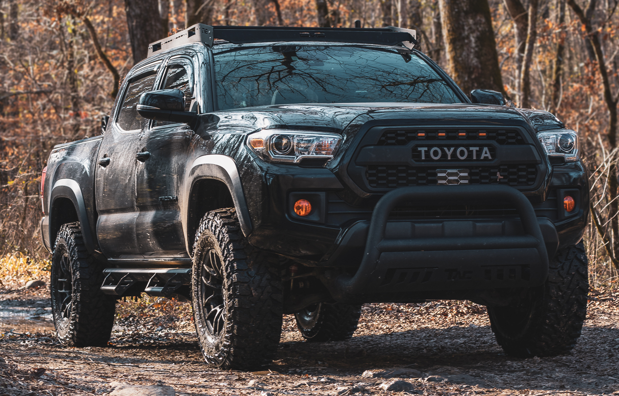 33" Yokohama Geolandar G003 M/T on Toyota Tacoma