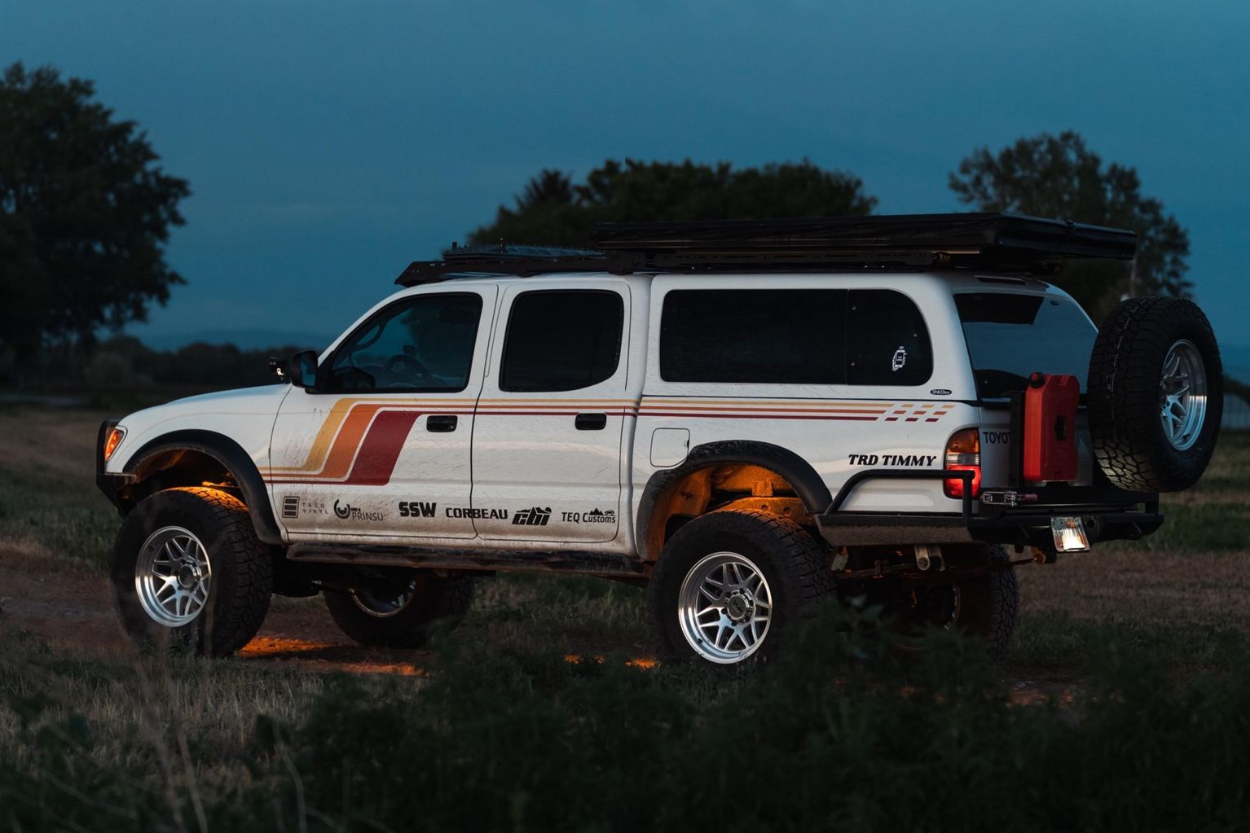 1st Gen Tacoma with Lasfit Off-Road Switchback LED Rock Lights Kit White & Amber 