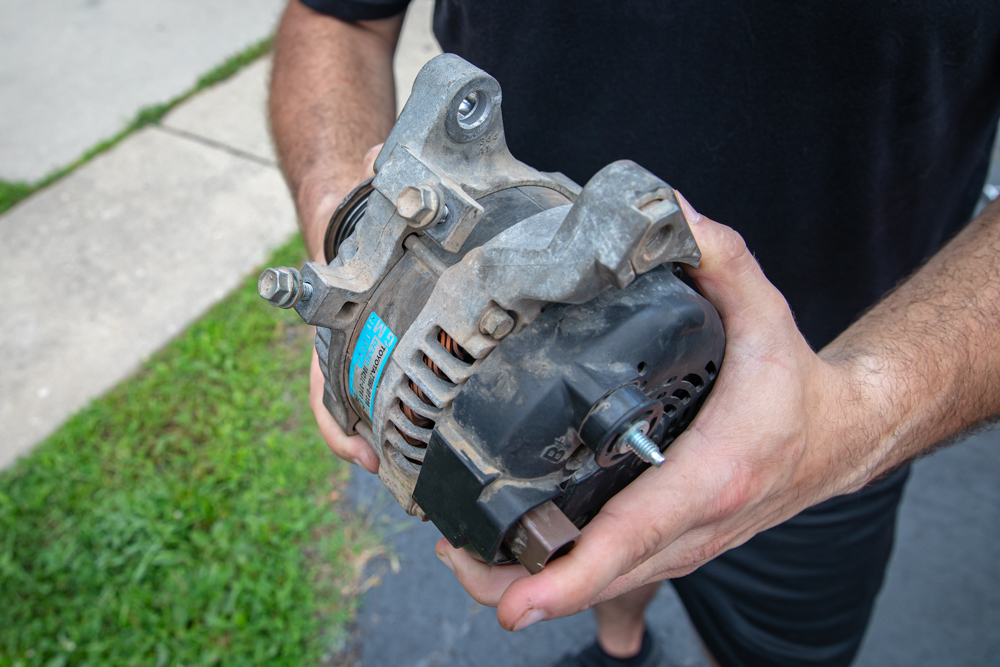 Old Failed Tacoma Alternator - Bolt Placement