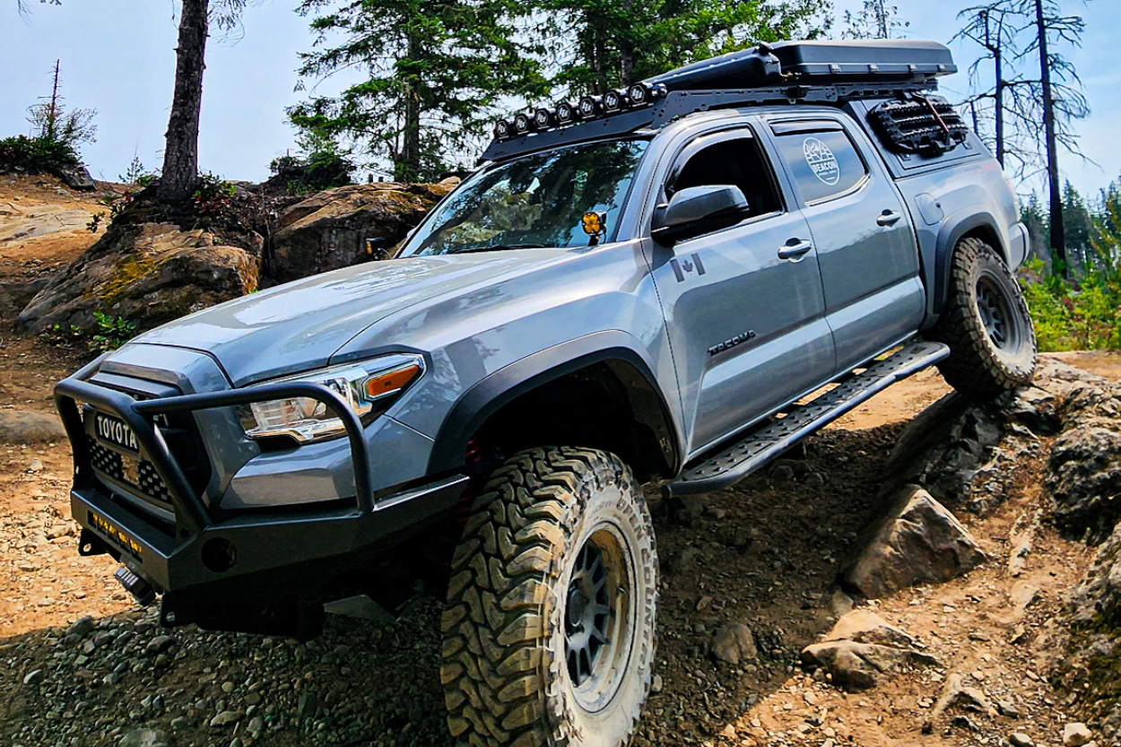 3rd Gen Tacoma With MAXTRAX XTREME Recovery Boards