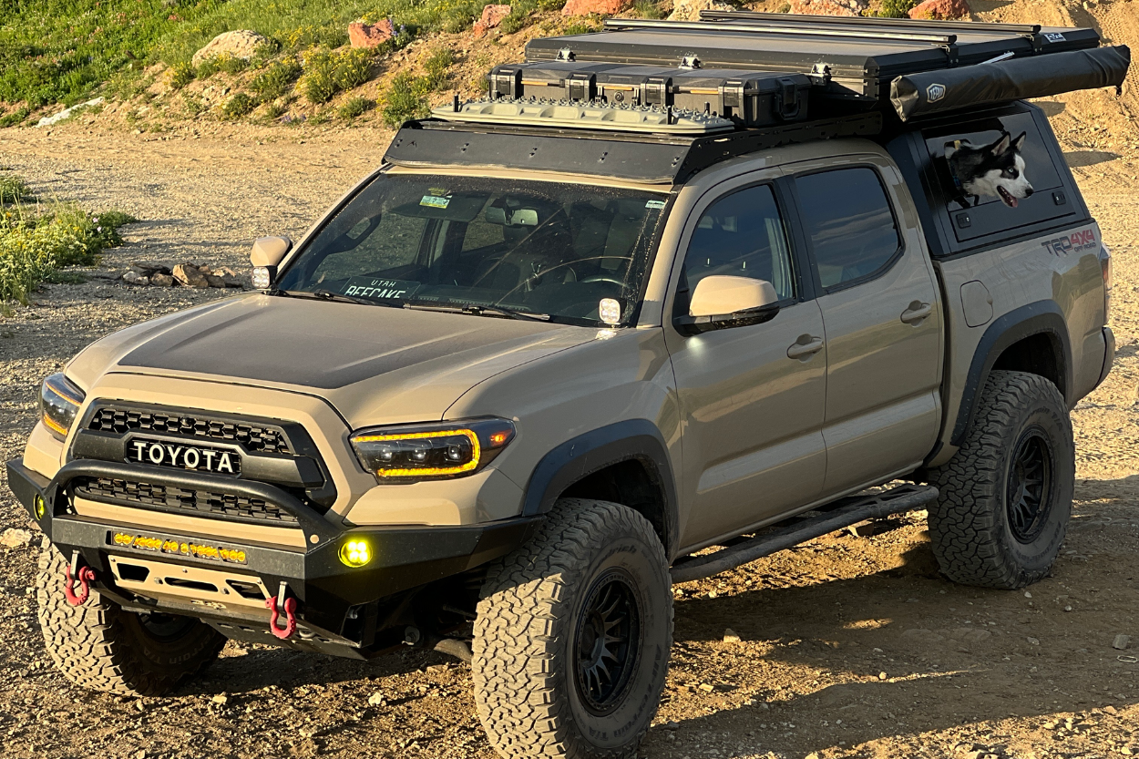 3rd Gen Quicksand Tacoma with MAXTRAX MK II Recovery Boards