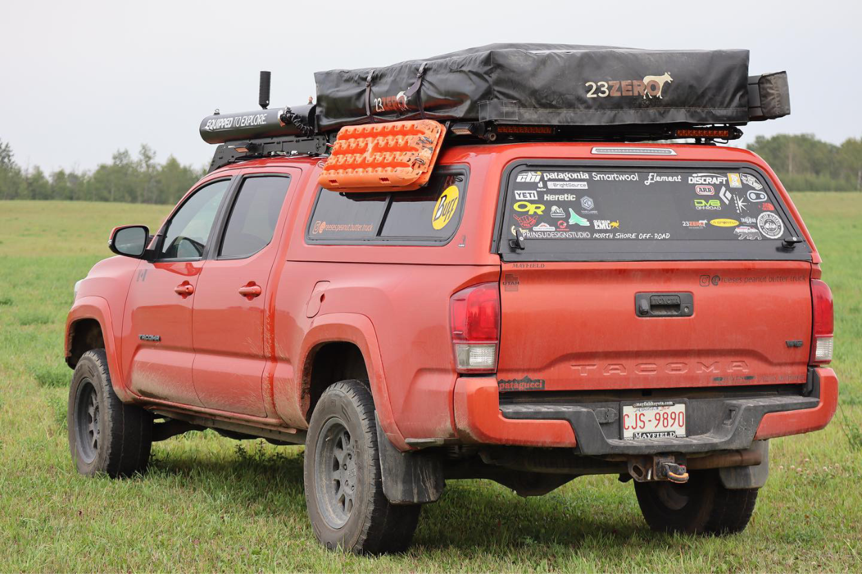 Prinsu Studio Design Cab Rack & Topper Roof Rack On 3rd Gen Tacoma With 23Zero 72 Walkabout RTT