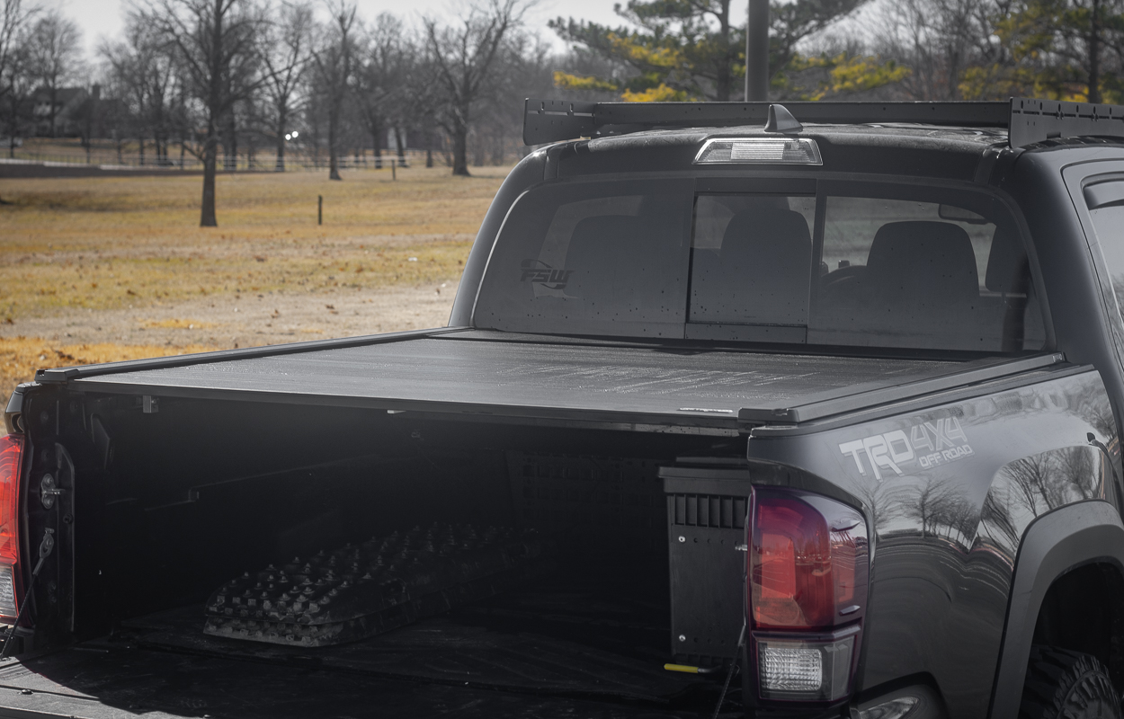 Electronic & Retractable Tacoma Bed Cover