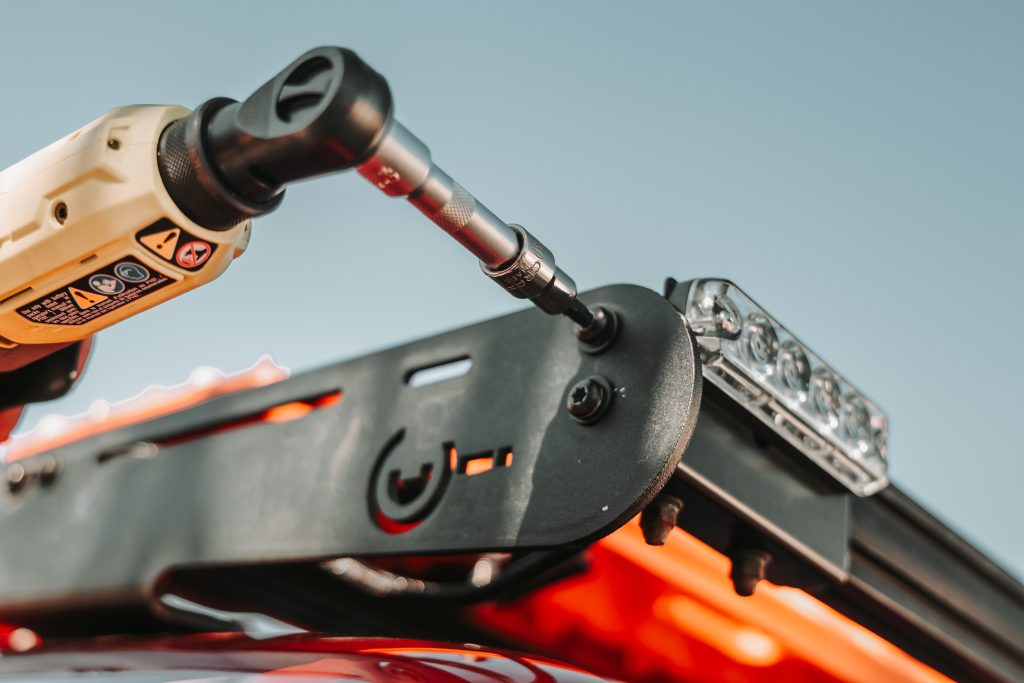 Installing Prinsu Roof Rack Bottle Opener